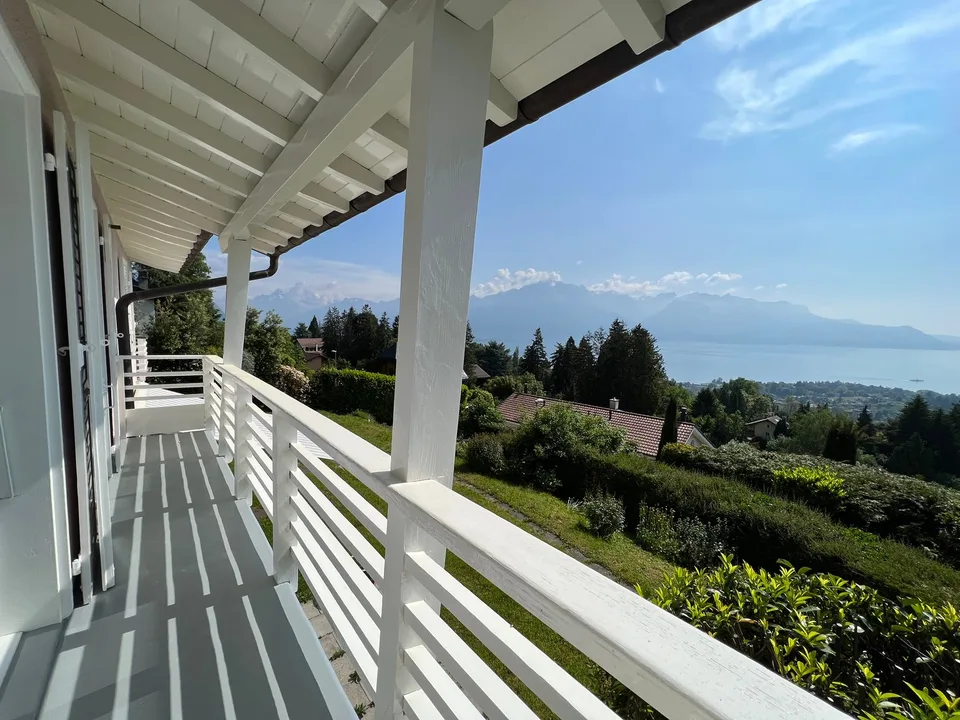 Route de Plantières 39 – Prächtige Einzelvilla mit atemberaubendem Blick auf den See