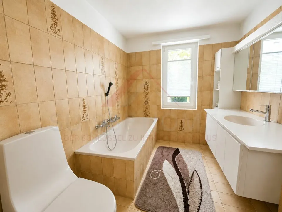 Charmantes 5.5-Zimmer-Einfamilienhaus mit Alpenblick, grossem Garten und Ausbaupotenzial in Stetten AG