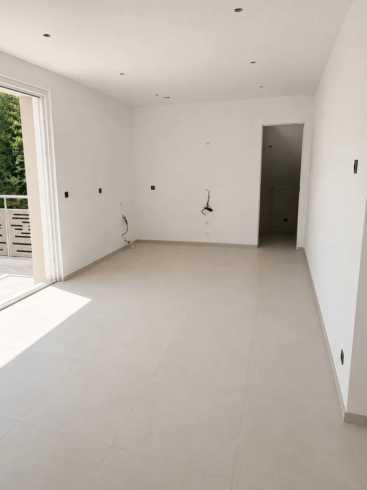 Appartement MINERGIE de 3.5 pièces au 1er étage avec balcon (lot 3) /