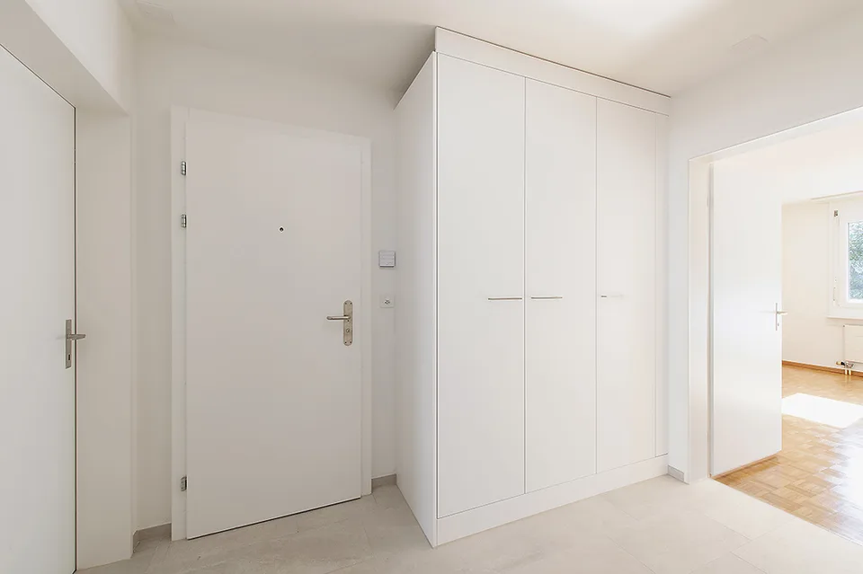 ***3'ZWG**BRAND-Neue Küche und Bad**30m2 Wo/Essen**14m2 Balkon