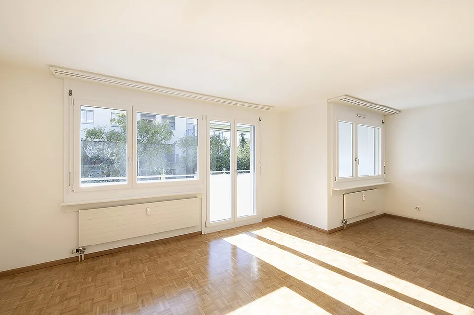 ***3'ZWG**BRAND-Neue Küche und Bad**30m2 Wo/Essen**14m2 Balkon