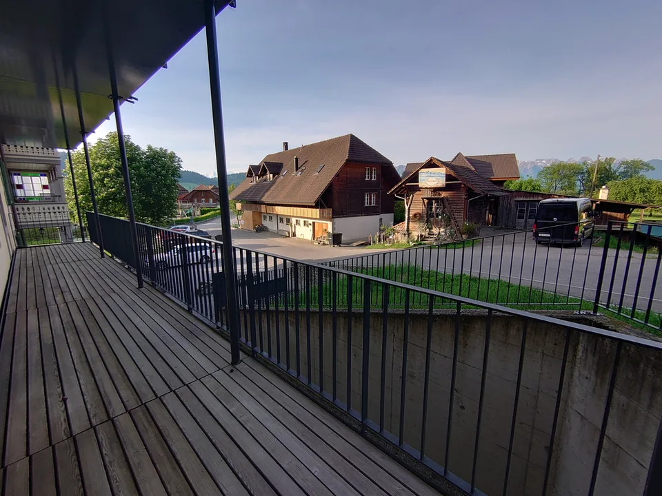 Grosszügiges und modernes Loft im ruhigen Herbligen