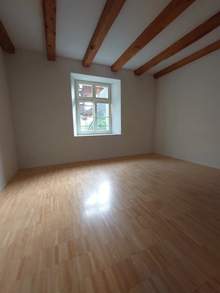 Grosszügiges und modernes Loft im ruhigen Herbligen
