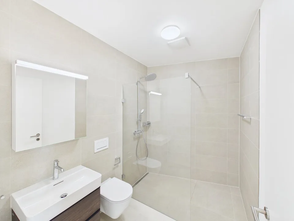 Moderne 2.5-Zimmerwohnung mit 14m2 Balkon