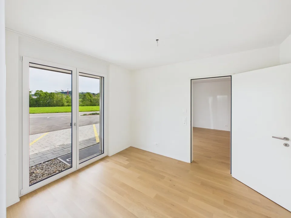 Moderne 2.5-Zimmerwohnung mit 14m2 Balkon
