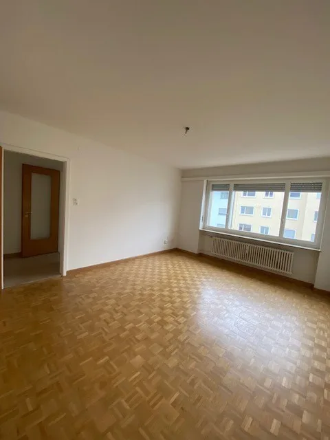 Appartamento attraente e luminoso di 3 camere al 2° piano in affitto