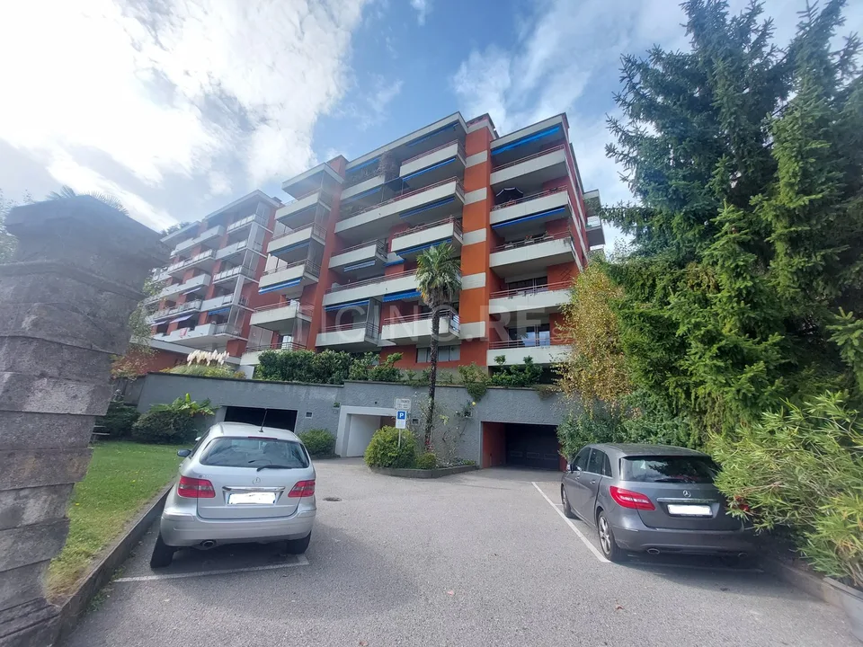 Lugano: Luminoso Appartamento 3.5 Locali con vista lago e città