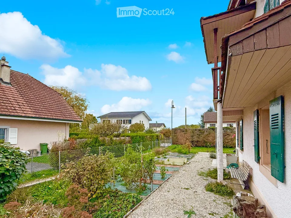 Einfamilienhaus mit Wertsteigerungspotenzial in Étagnières – Foto 2 von 4