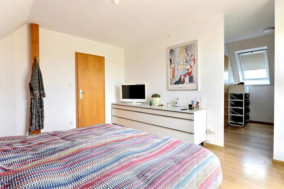 EXKLUSIVES EINFAMILIENHAUS AM WALDRAND – RUHE, NATUR & NÄHE ZU BASEL