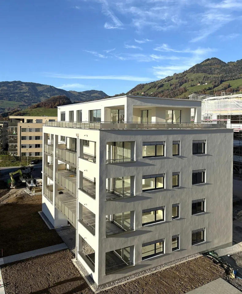 Primo affitto: appartamento mansardato di 2,5 locali con vista sulla montagna