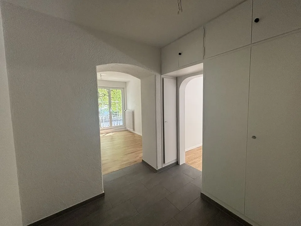 3.5-room apartment, ground floor left