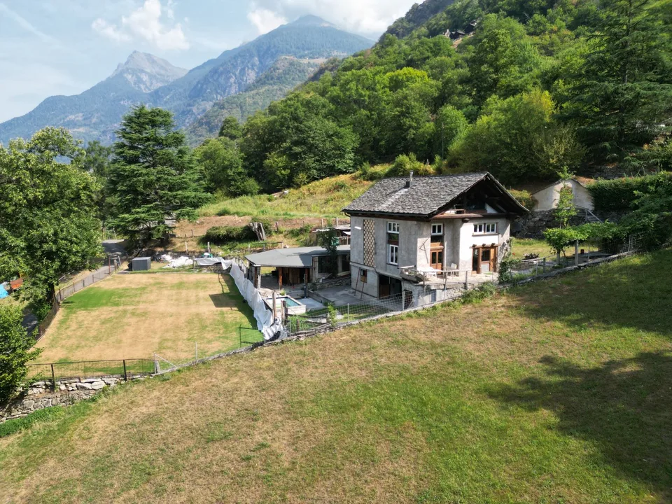 Spazio immerso nel verde - per lavoro, atelier e svago