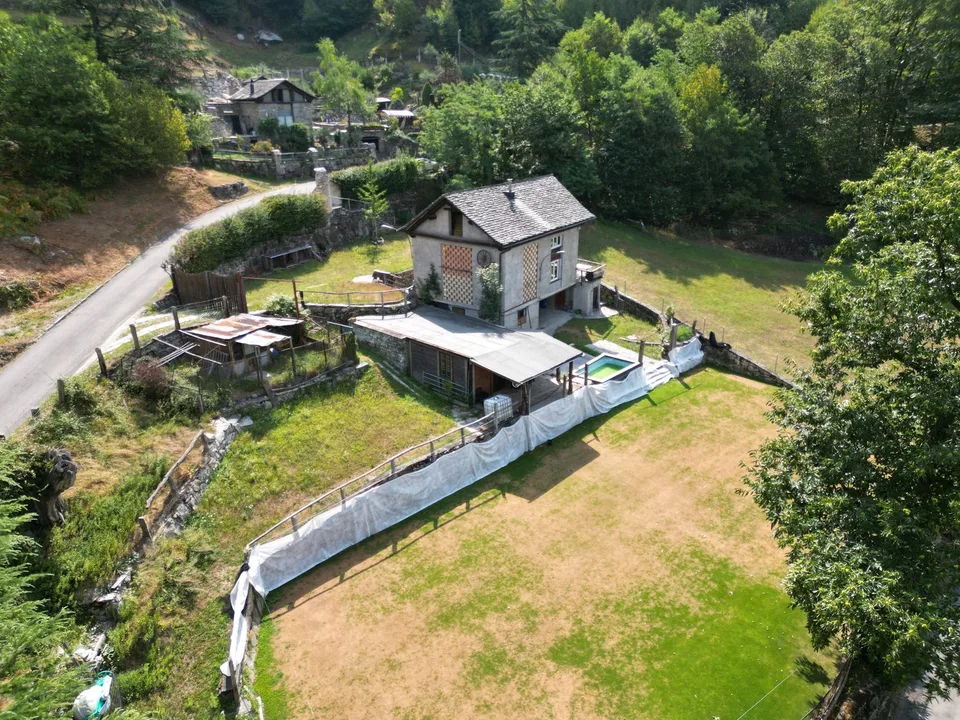 Spazio immerso nel verde - per lavoro, atelier e svago