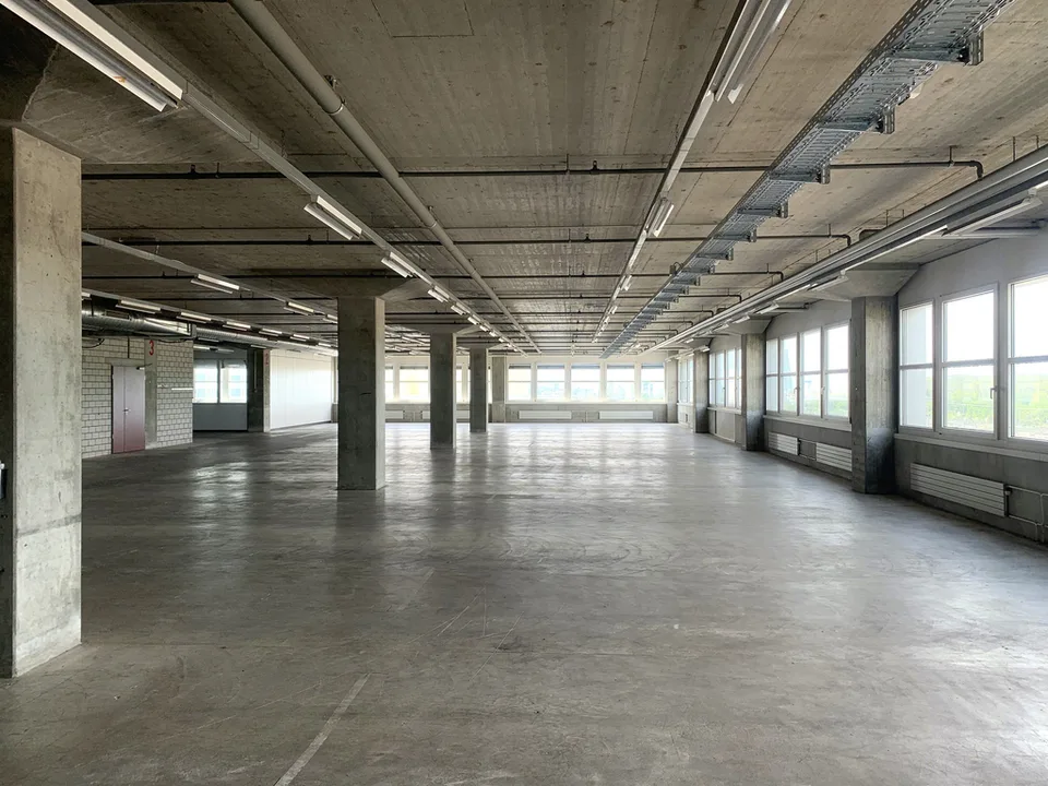 3000 m2 moderne Logistik- und Bürofläche