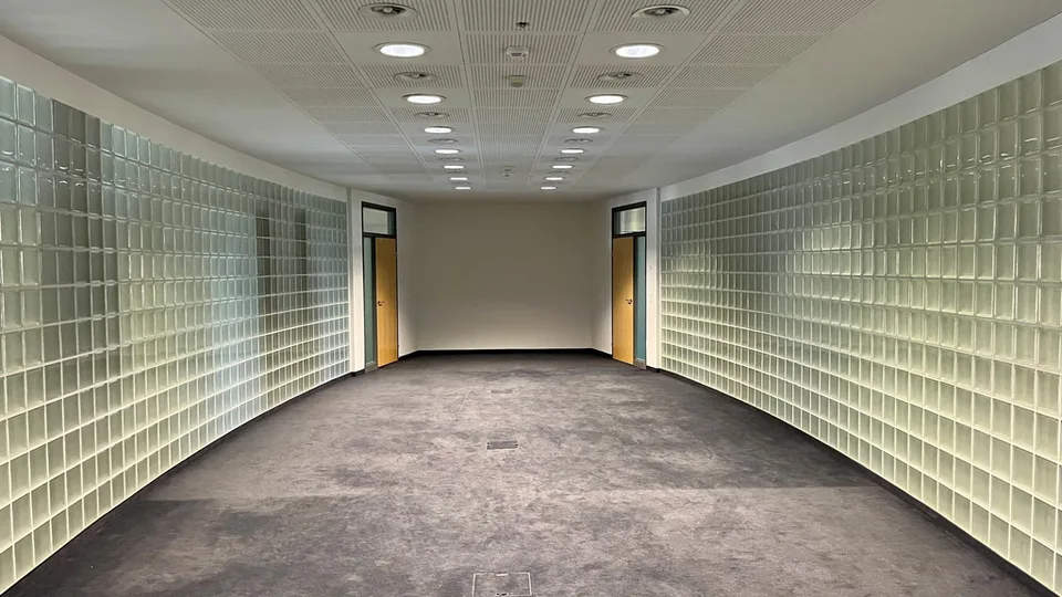 1100 m2 - 2'500 m2 d'espaces de bureau dans un emplacement idéal au Glattpark