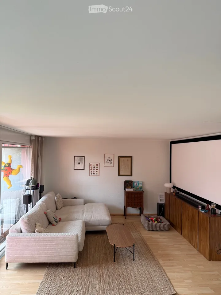 Appartement 3,5 pièces avec place de parc, Neuchâtel Fahys
