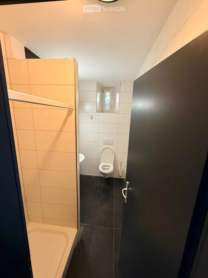 Zweieinhalb-Zimmer-Wohnung in einer ruhigen Nachbarschaft