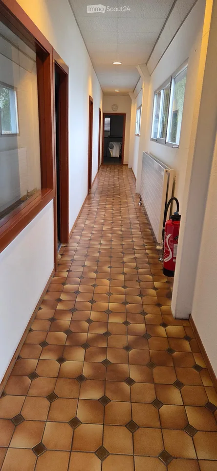 Büros von 220 m² zur Miete – sofort verfügbar