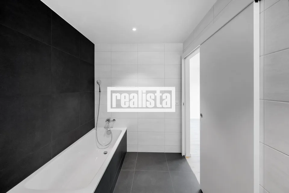Penthouse mit 5,5 Zimmern, neu und hell