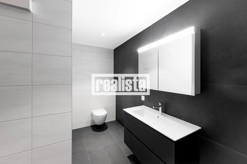 Penthouse mit 5,5 Zimmern, neu und hell