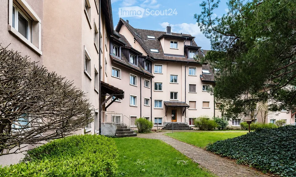 3.5 Zimmerwohnung mit Balkon und schöner Aussicht im Herzen von Wetzikon sucht einen neuen Mieter!
