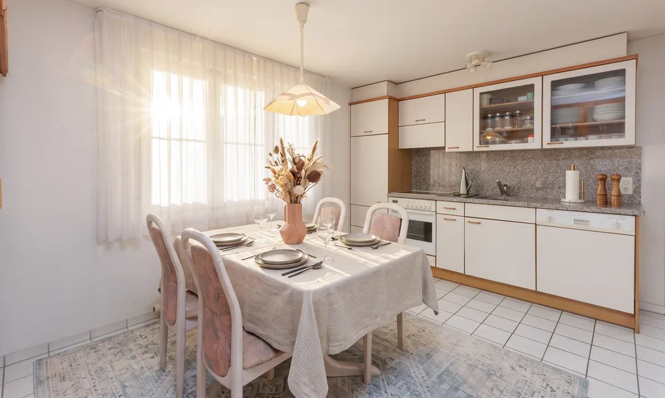HELLES MODERNES 3.5 ZIMMER WOHNUNG MIT MOBILIERUNG UND TERRASSE IN ASTANO