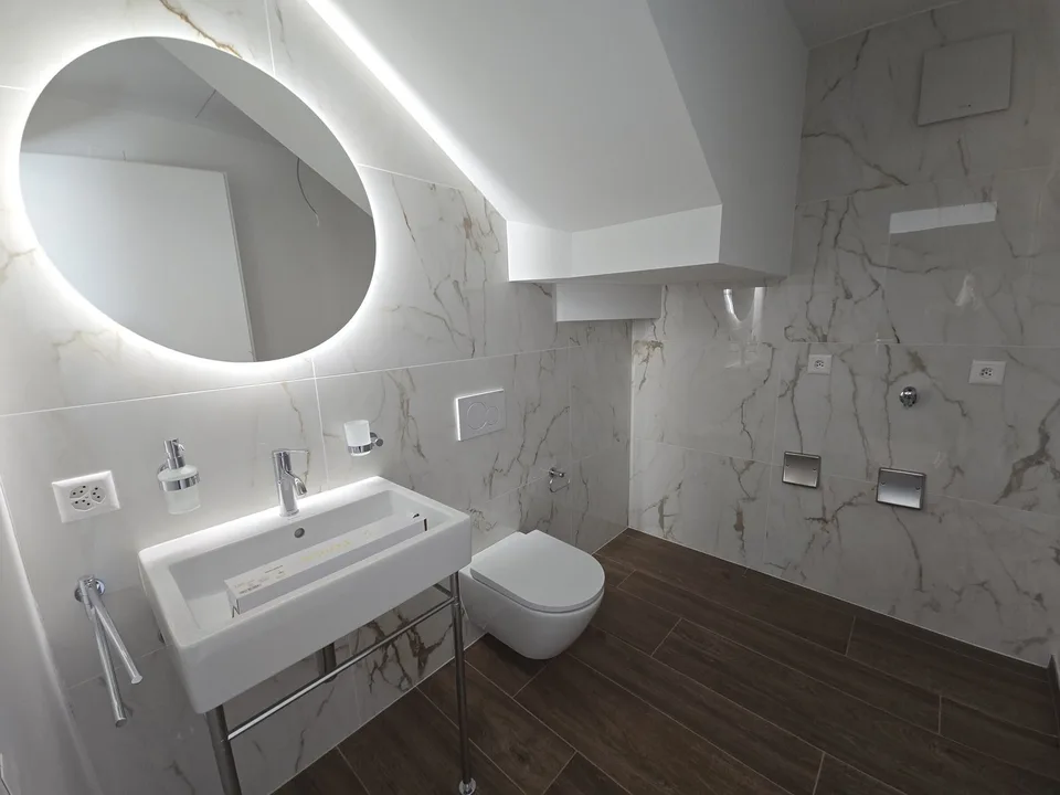 Modern and new 5.5-room villas with garden in Manno