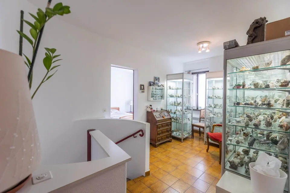 SPLENDIDA CASA DI 3.5 LOCALI CON TERRAZZE A PONTE TRESA