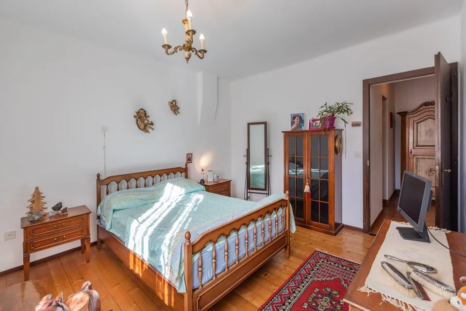 SPLENDIDA CASA DI 3.5 LOCALI CON TERRAZZE A PONTE TRESA