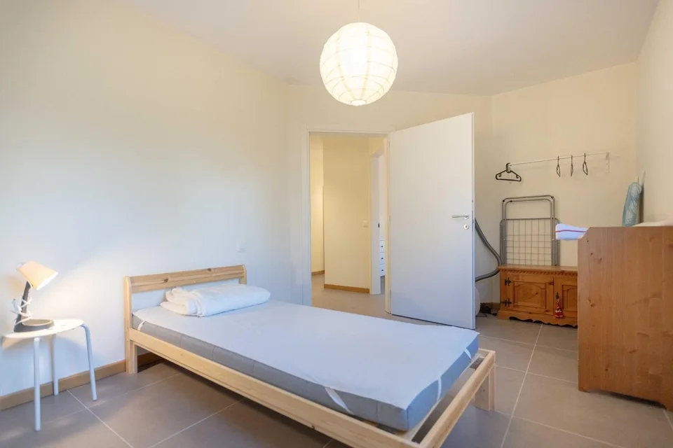 SPAZIOSO 3.5 LOCALI CON AMPIO GIARDINO A BREGANZONA