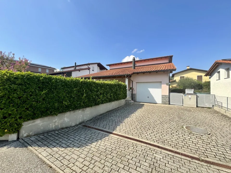 SAN PIETRO DI STABIO - WONDERFUL SINGLE-FAMILY HOUSE