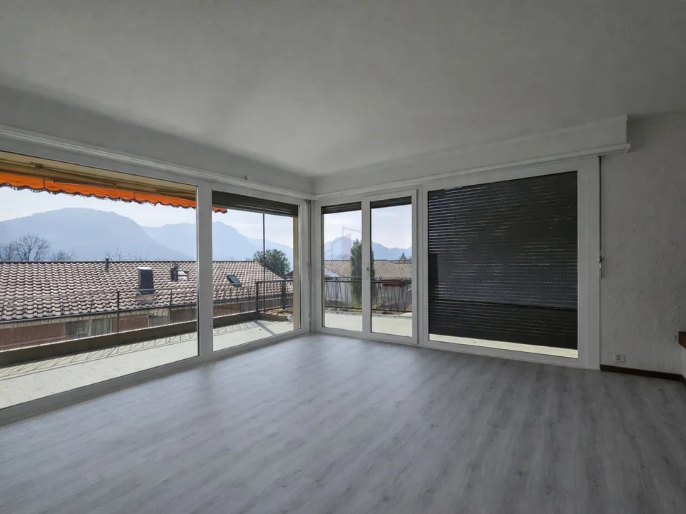 RINNOVATO, AMPIA TERRAZZA E VISTA SPLENDIDA