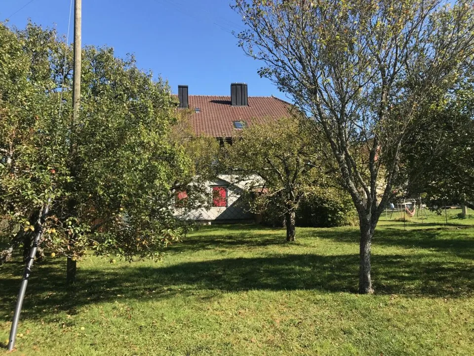 Casa di Villaggio da Trasformare con Permesso Validato per una Villa Individuale