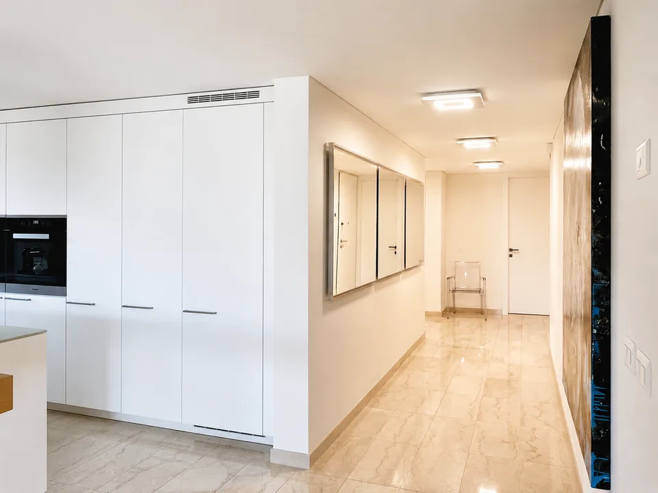 MONTAGNOLA - EXCLUSIVE 5.5 ROOM DUPLEX WITH LAKE VIEW