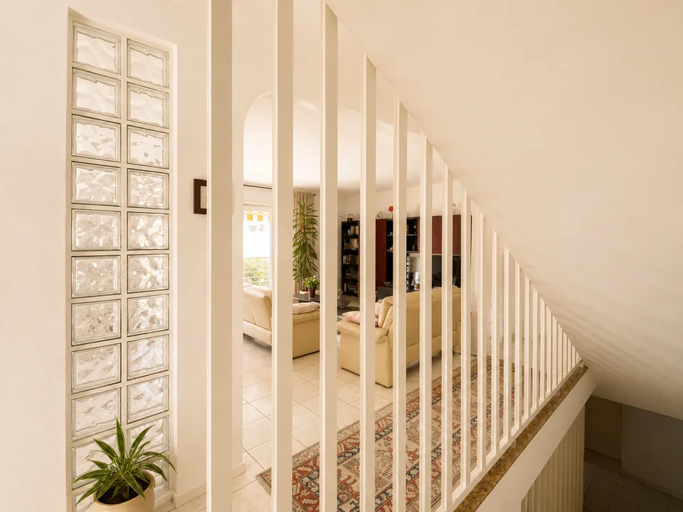 VACALLO - BRIGHT PROPERTY WITH PRIVATE GARDEN FOR SALE