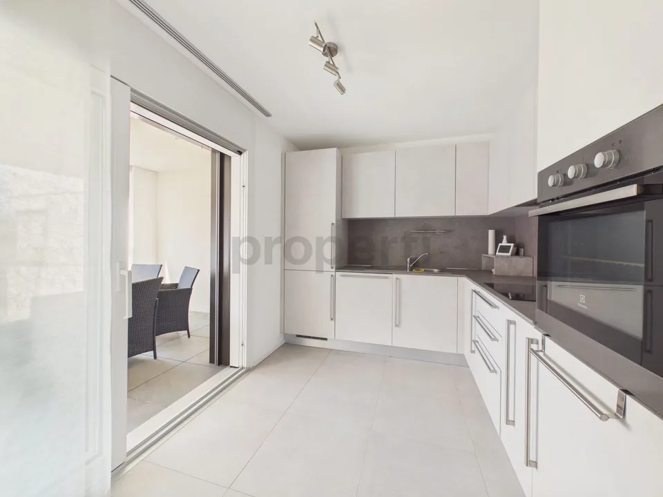 Moderne 3.5 Zimmer mit großer Terrasse, Giubiasco