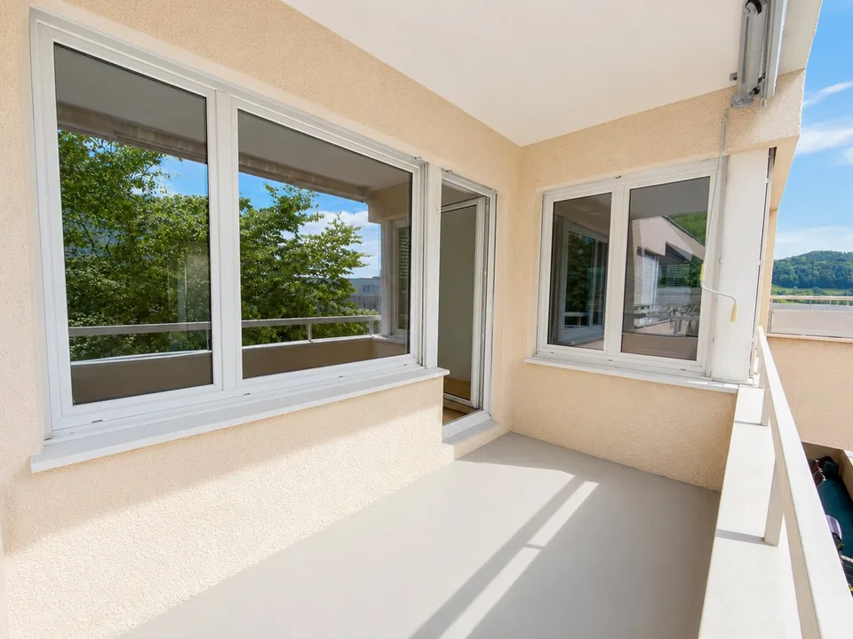 Schöne helle 4.5-Zimmer-Attikawohnung mit Terrasse