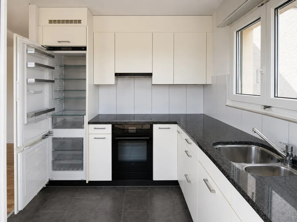 Schöne helle 4.5-Zimmer-Attikawohnung mit Terrasse