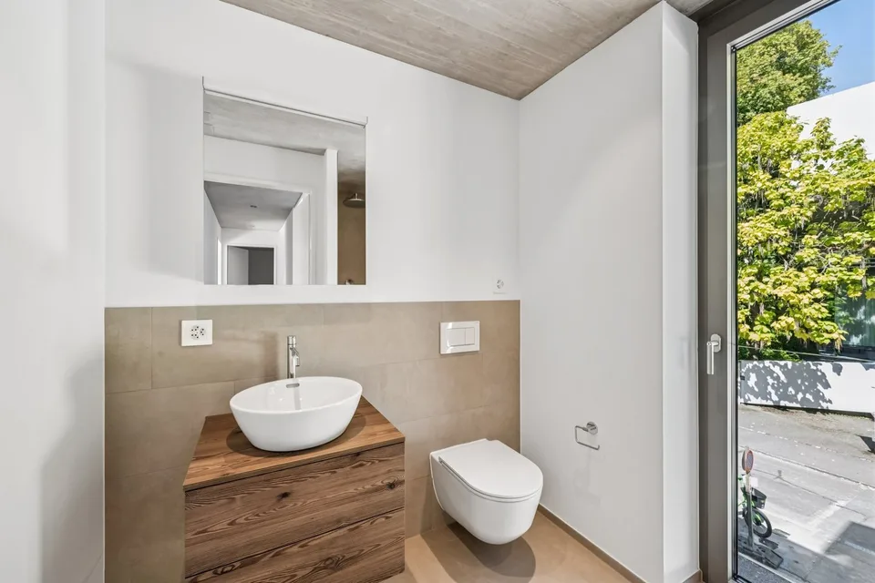 Exclusive living with garden and rooftop terrace
