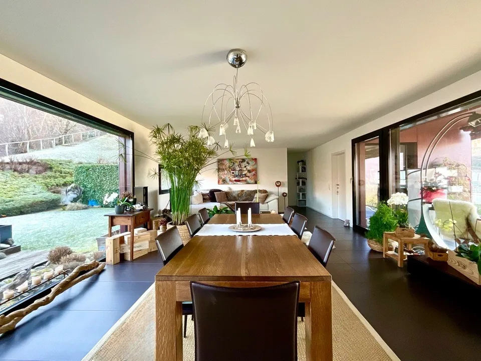 DAVESCO - WUNDERBARES APP. 4.5 ZIMMER MIT GARTEN