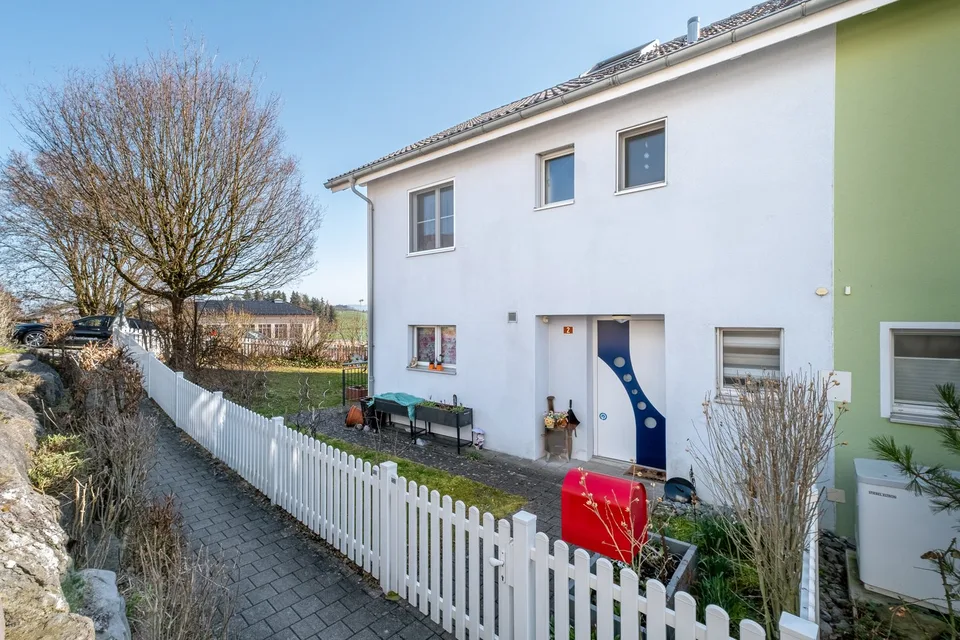 Family-friendly living in a sunny location