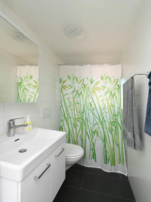 4-room apartment for rent with eat-in kitchen