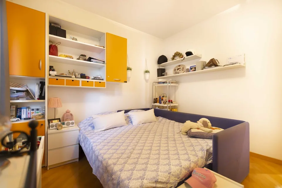 SPLENDIDE PENTHOUSE 4.5 AVEC VUE SUR LE LAC A CAMPIONE D'ITALIA