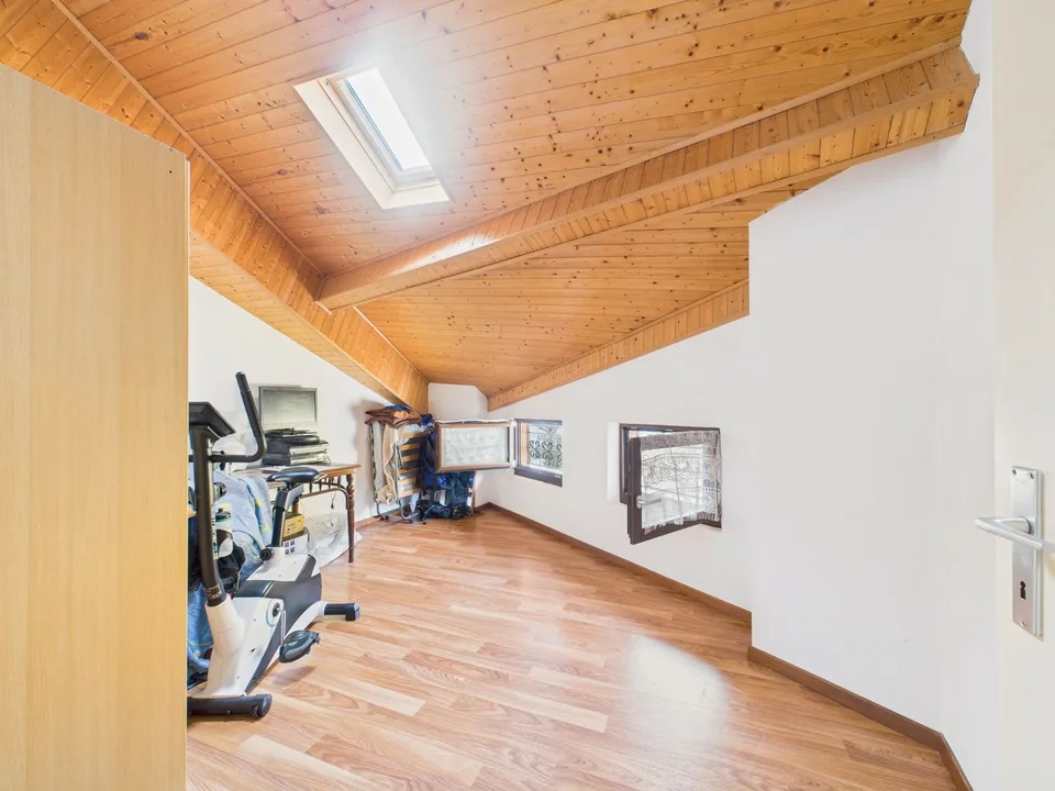 Geräumiges und helles Reihenhaus mit 5 Räumen in Novaggio