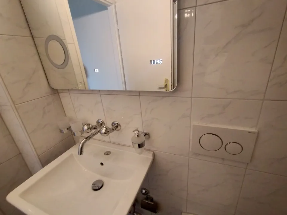 Im Zentrum von Malley prächtiges renoviertes Apartment mit Balkon und Aussicht