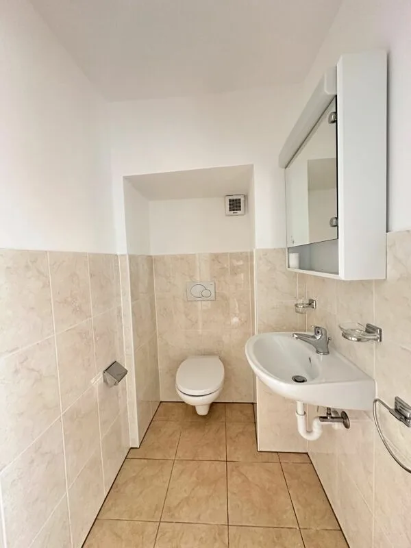 Bezaubernde 3-Zimmer-Wohnung in historischem Haus nahe dem See