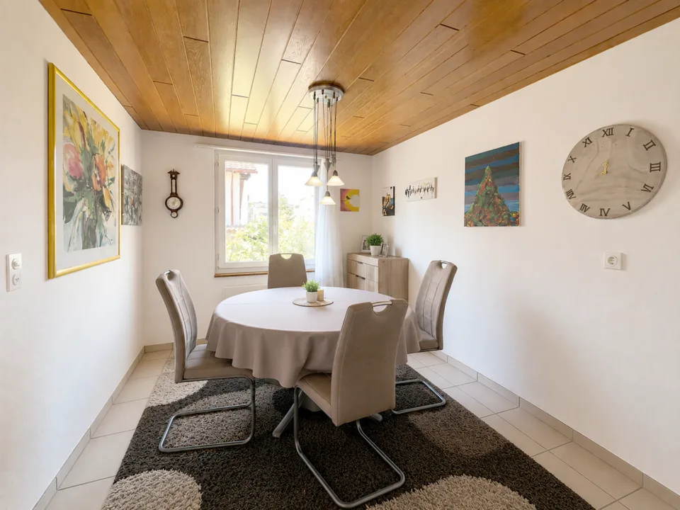 charmates Haus mit Grundstück und hoher Ausnützung