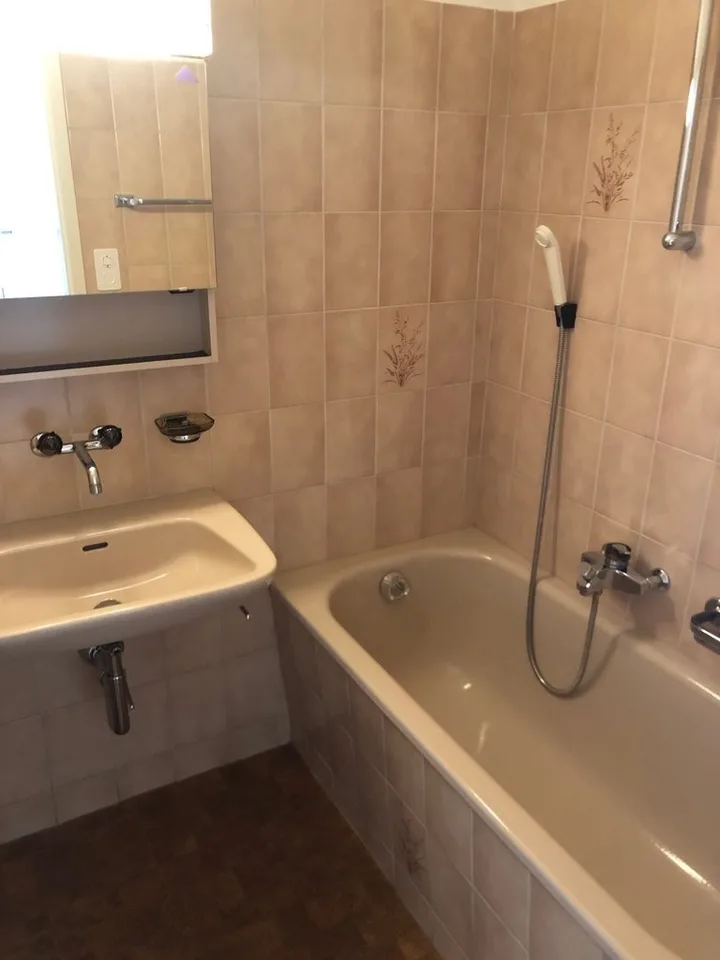 Thun - La porte du Haut-Pays bernois - RÉNOVATION À MOYEN TERME EN ATTENTE !