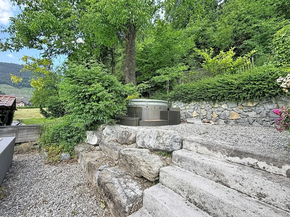 Gemütliche Villa im Erdgeschoss mit herrlichem Blick auf die Berge und die Dents-du-Midi