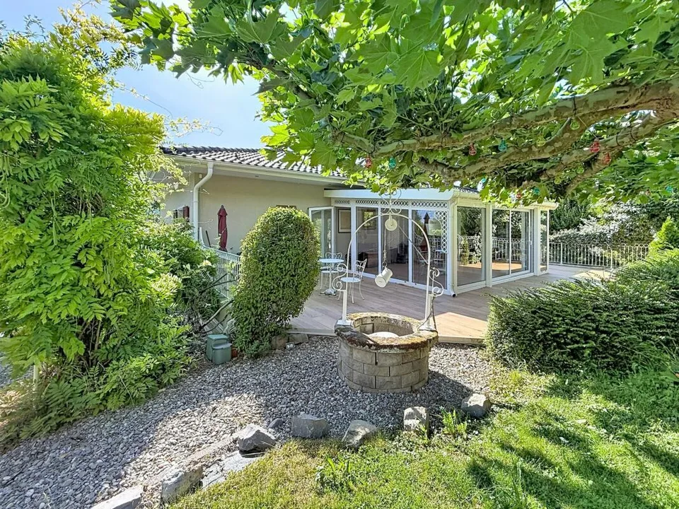 Gemütliche Villa im Erdgeschoss mit herrlichem Blick auf die Berge und die Dents-du-Midi